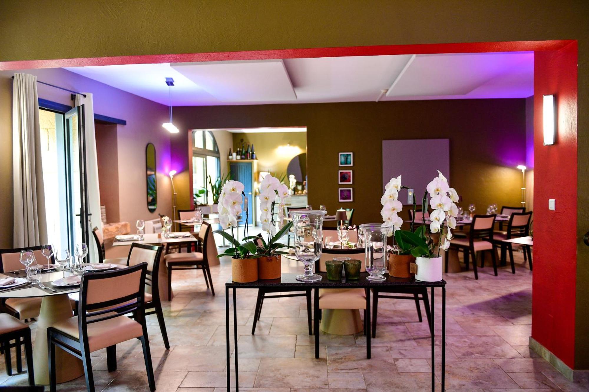 Le Mas Des Aigras - Hotel & Restaurant De Charme En Provence Orange  Kültér fotó