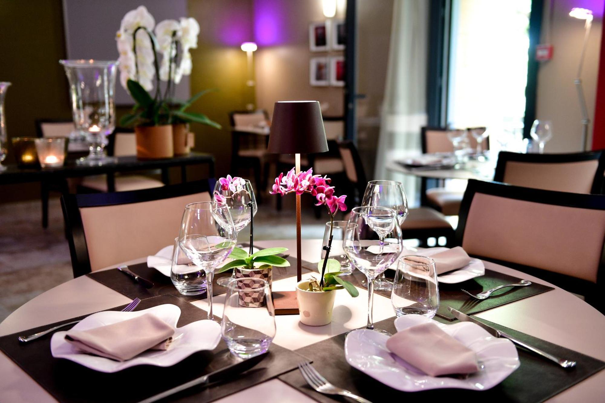 Le Mas Des Aigras - Hotel & Restaurant De Charme En Provence Orange  Kültér fotó
