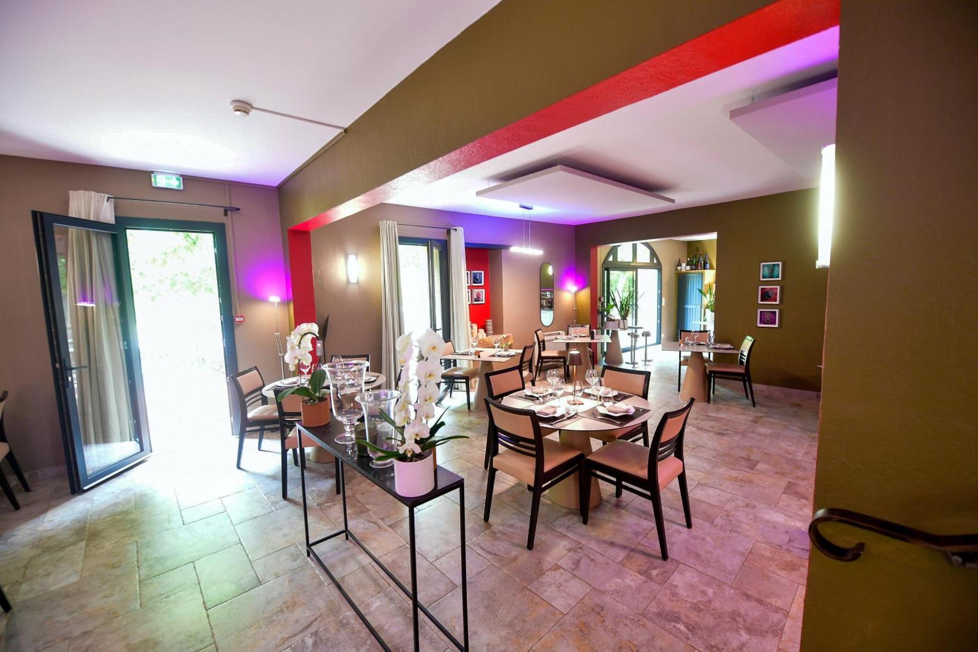 Le Mas Des Aigras - Hotel & Restaurant De Charme En Provence Orange  Kültér fotó